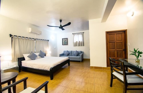 Chamkar Mon Hotel | YK Art House