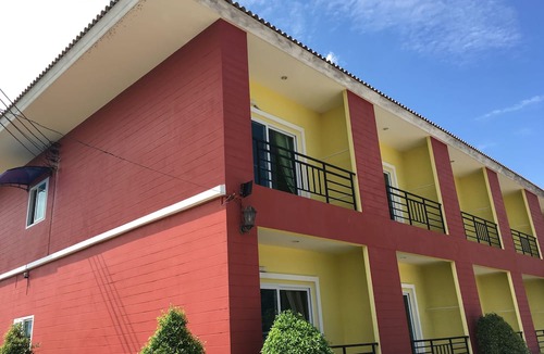 Prachinburi Hotel | Greenfield Residence