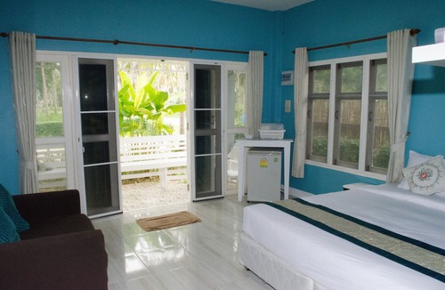 Thong Chai Hotel | Bankrut Resort