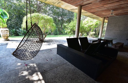Phaya Yen Villa | Uncle Jo Ranch