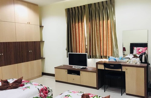 Ban Suan Hotel | Thani Residence
