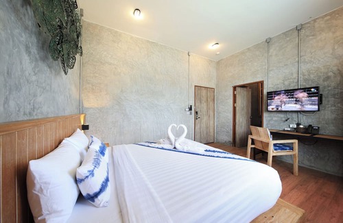 Satun Hostel | The Chic Lipe - Hostel
