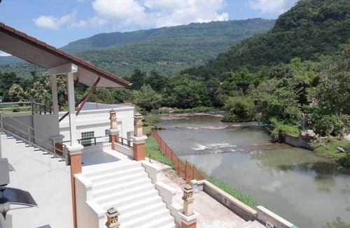 Pakse Hotel | Phubachiang Golf & Resort Pakse