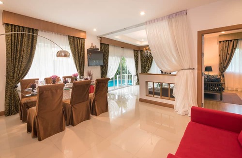Bang Sare Villa | Leelawadee Pool Villa
