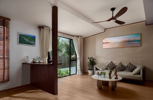 Koh Rong Sanloem Hotel | One Beach Resort by EHM