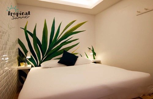 Sathorn Hostel | Tropical Summer Hostel