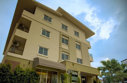 Racha Thewa House | The Suvarnabhumi Apartment