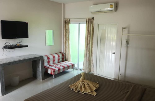 Chatturat Hotel | The Palm Village
