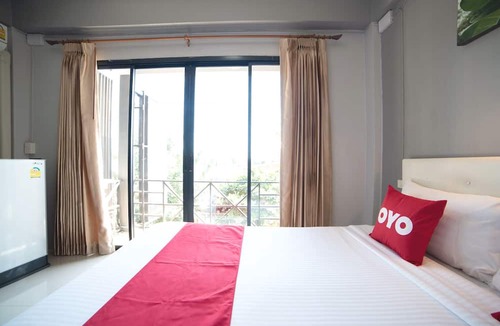 Lumphli Hotel | OYO 465 Krung Kao Traveller Lodge