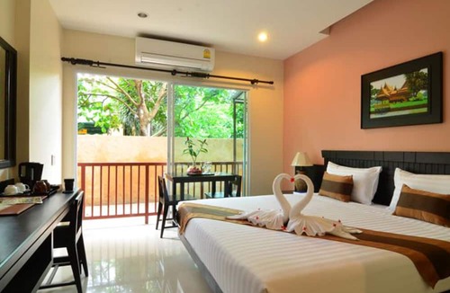 Lat Krabang Hotel | Thong Ta Resort And Spa