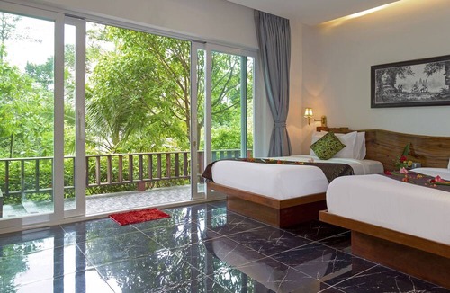 Koh Rong Sanloem Hotel | Pearl Beach Resort & Spa