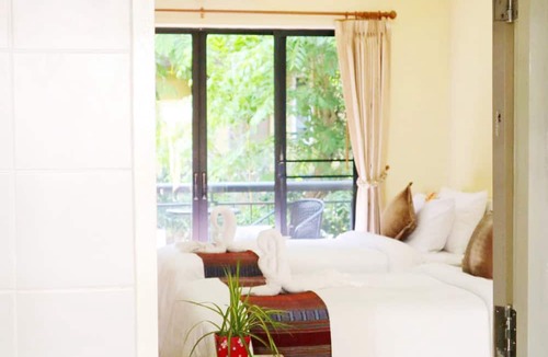 Nang Lae Hotel | Chiangrai Lake Hill Resort