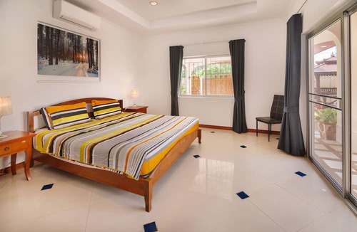South Pattaya Villa | Villa Bos Near the Beach of Jomtien