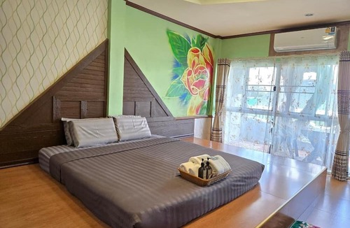Chai Nat Hotel | Suwanna Riverside