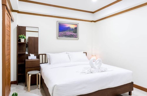 Don Muang House | Suthep Home & Hostel