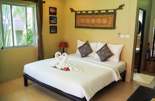 Ko Lanta Hotel | Lanta Castaway Beach Resort