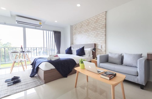 Chom Phon Hotel | Q Space Residence