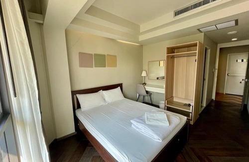 Thanon Phetchaburi Hostel | Collection O The Spades Hostel