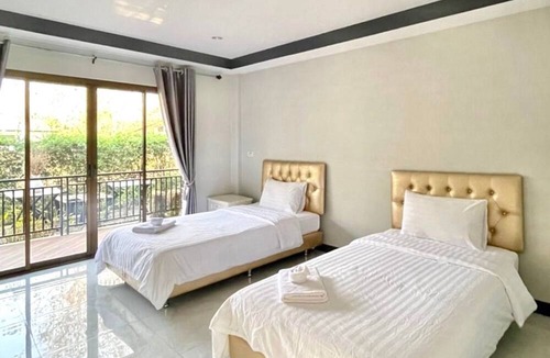 Lampang Hotel | Smaids Room