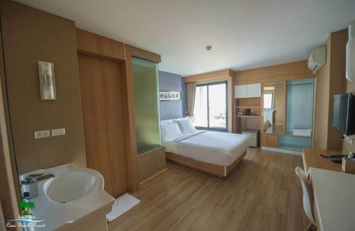 Ban Bang Saen Hotel | Coco Beach Resort Bangsaen