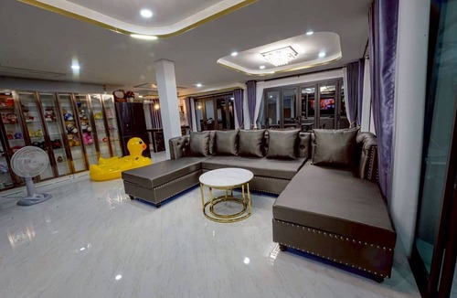 Khao Khan Song Villa | BanIngKhao Pool Villa Sriracha