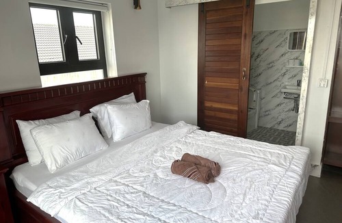 Kampot Hotel | Ranisa