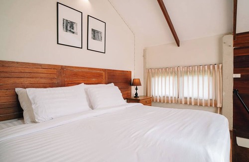 Bang Kobua Hotel | Baanrongmai Canal Front Homestay