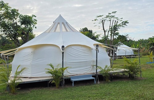 Sop Ruak Hotel | OneSeasonFarm Chiangsaen