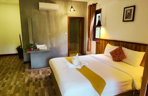 Kampot Cabin | Boreirom Hill & Lodge By JK6
