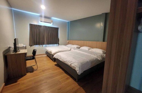 Thanon Phetchaburi Hostel | Wan Residence Ratchatewi