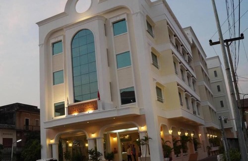 Pakse Hotel | Sengaroun Hotel