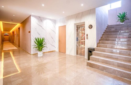 Ta Khmau Hotel | BCN Barna Hotel