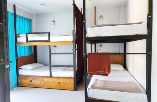 Khuekkhak Hostel | Theppahrak Hostel Khaolak