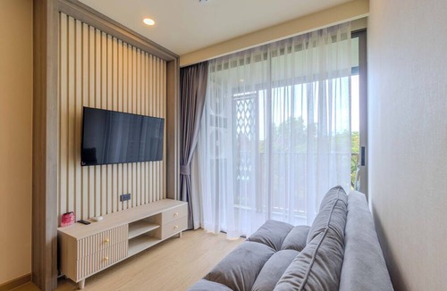 Laguna Villa | Prime Location 1BR Near Beach Club C240