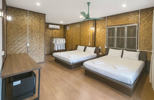 Vang Vieng Resort | Ban Villa PhaSouk