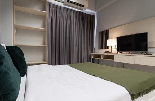 Thanon Phetchaburi Hotel | LKN Residence