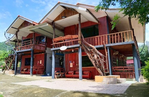 Song Phi Nong Resort | Bamboo River House Kaeng Krachan