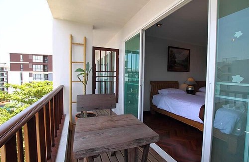 Pattaya Bay Hotel | Chada Thai House