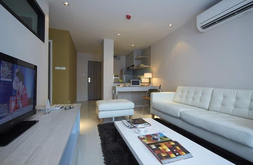 Sathorn Hotel | The Present Sathorn