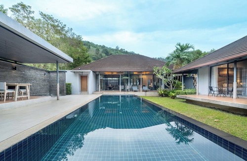 Kathu Hotel | Luxury4BRVillaPrivatePoolGolf Views v145