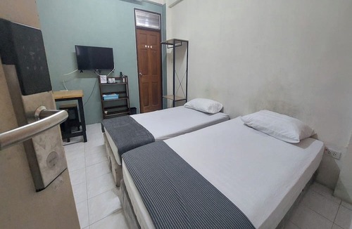 Dok Mai Apartment | Sukhum Mega Bangna Guest House By Zuzu