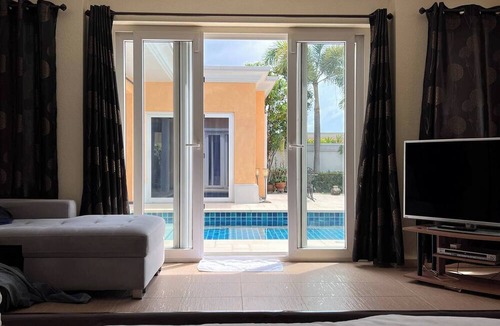 Nong Prue Villa | Tropical Luxury 4BR Pool Villa w Game Area