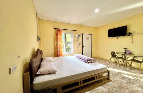 Ban Dung Hotel | Chalalai Resort Kham Chanot By Zuzu