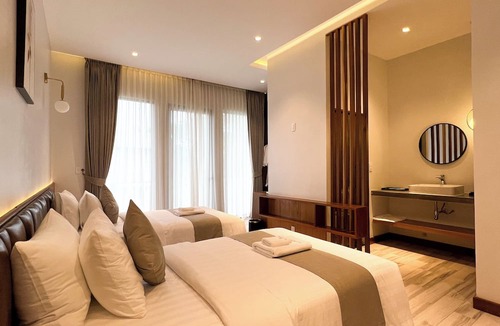 Kampot Hotel | The R&B Boutique