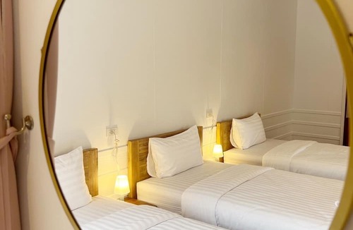 Maha Phruttharam House | Ausamlor Guesthouse
