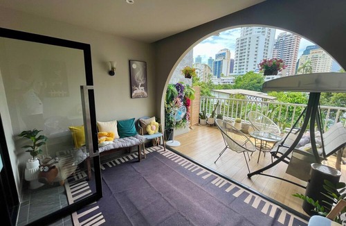 Asoke Hotel | Shizuka House