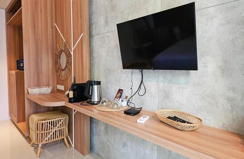 Pong Resort | Siri Lagoona Resort & Pool Villa