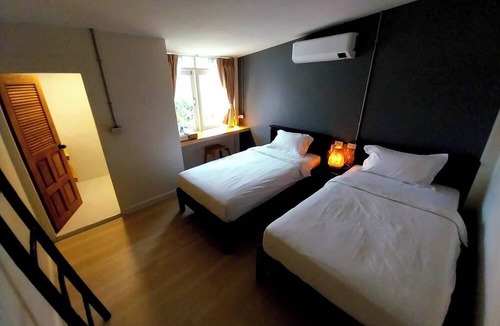Old City House | To The Moon Guesthouse