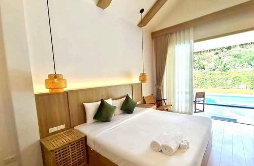 Khanong Phra Resort | The Poom Cafe Resort Khao Yai