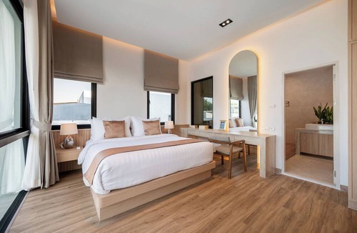 Na Chom Thian Villa | Mövenpick Pool Villa 6BR